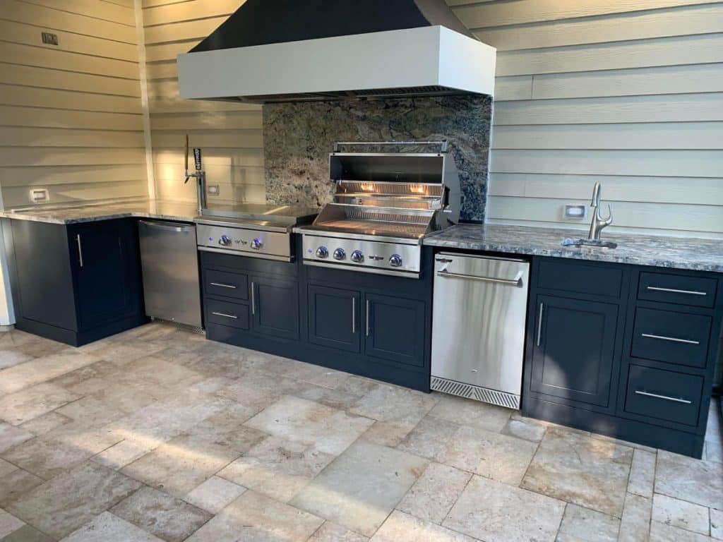 outdoor kitchen with hood